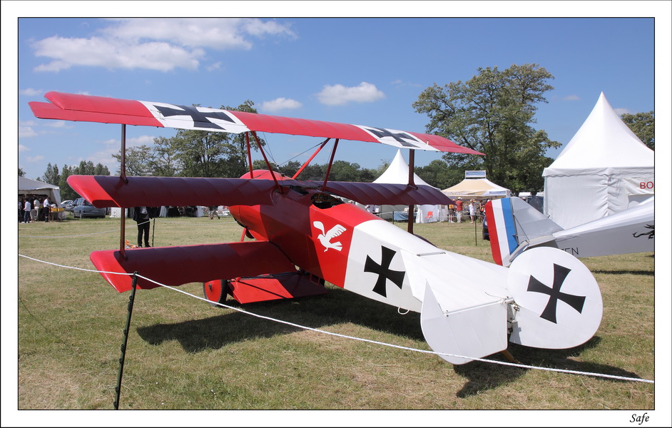 2009   05   Ferte Alais   003